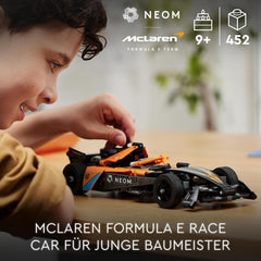 LEGO Technic NEOM Mclaren Auto da corsa di Formula E, Auto da corsa giocattolo per ragazzi e ragazze di 9 anni, Kit modello di auto, Decorazione per la camera dei bambini, Idea regalo di compleanno 42169 Set di costruzione Beuche den LEGO-Store