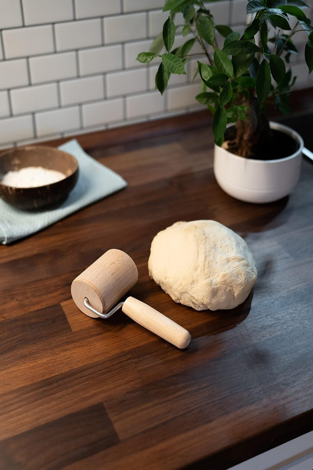 Chinchilla® Backblechroller/Teigroller zylindrisch aus Buchenholz | L'aiutante stabile per la cucina | Prodotto in Germania | Nachhaltige Qualität aus Deutschland | 18 x 5 cm