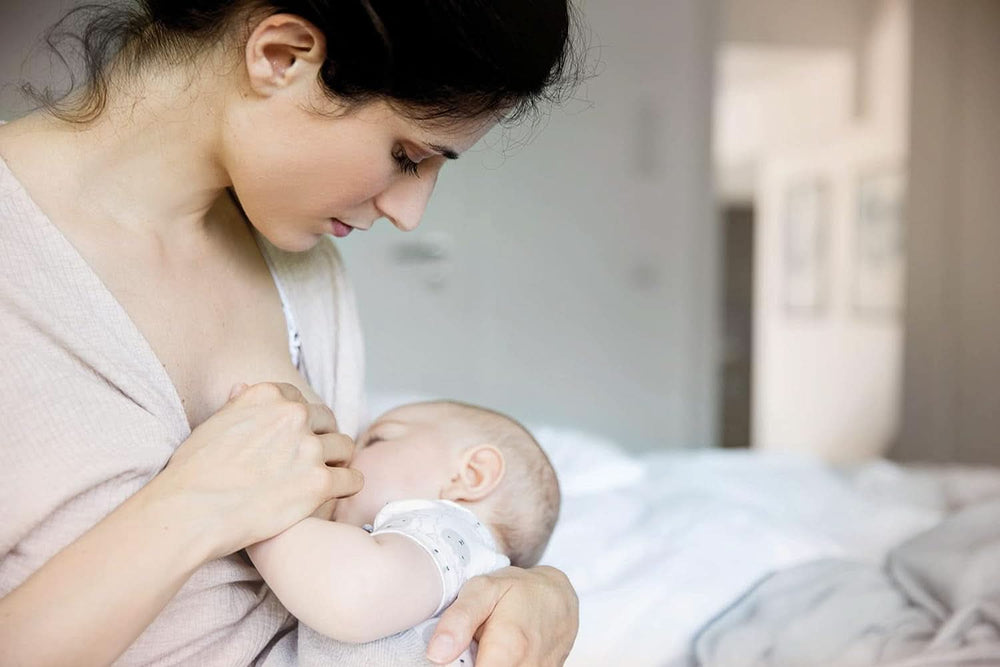 Contenitori latte materno NIP First Moments 150 ml, 4 pezzi: impilabili e a tenuta stagna Accessori Alimentazione e Allattamento Bebe Naty Shop