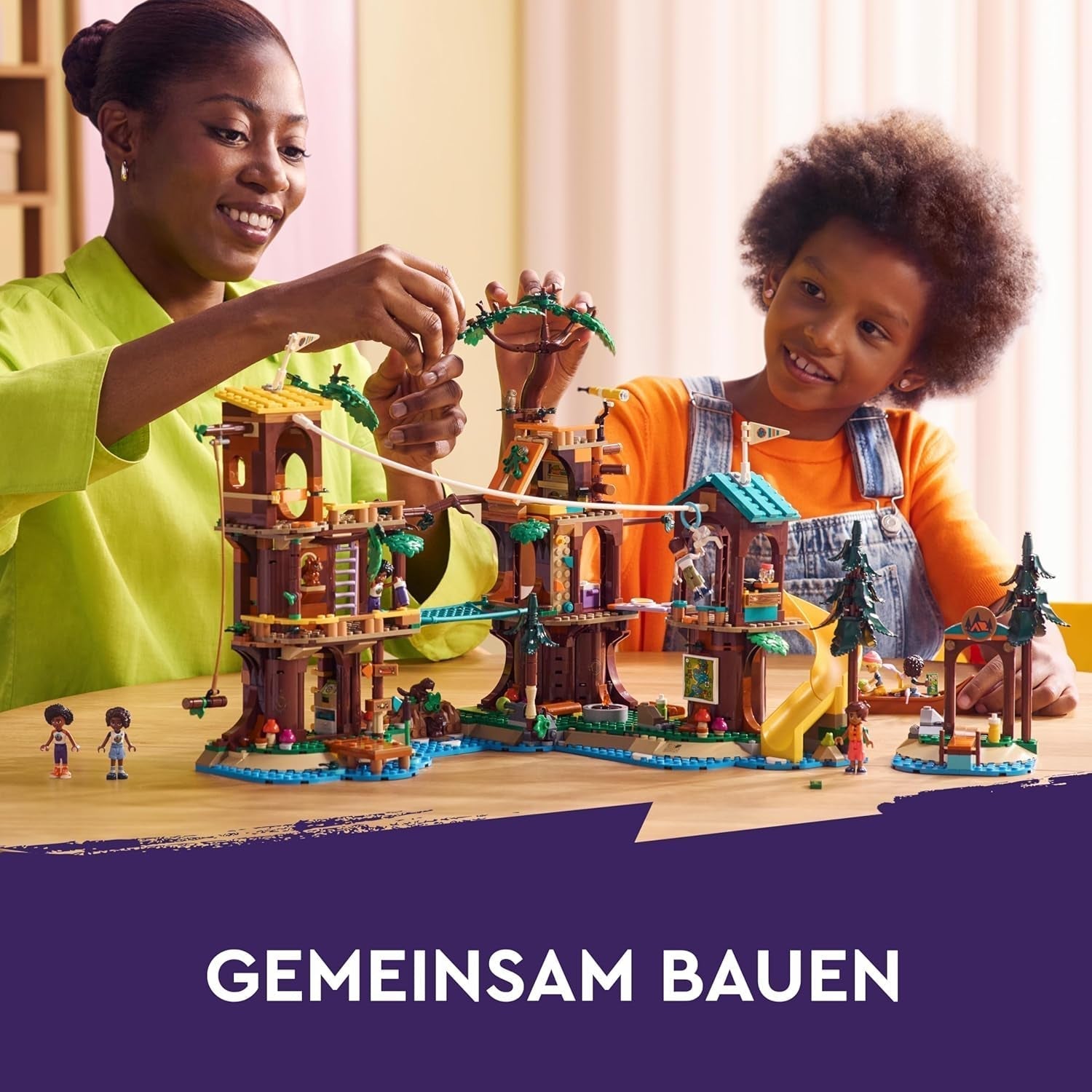 LEGO Friends Casa sull'albero al campo avventure, set da gioco per ragazze e ragazzi da 8 anni con 5 personaggi e 5 animali, idea regalo per giochi creativi, giocattoli sportivi, casa delle bambole 42631 Set da costruzione Besuche den LEGO-Store