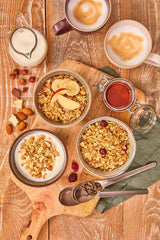 Dr. Oetker Vitalis Muesli Tostato con Mirtilli Rossi e Semi di Zucca: Muesli Tostato con Mirtilli Rossi Secchi, Confezione da 8 (8 x 501g)