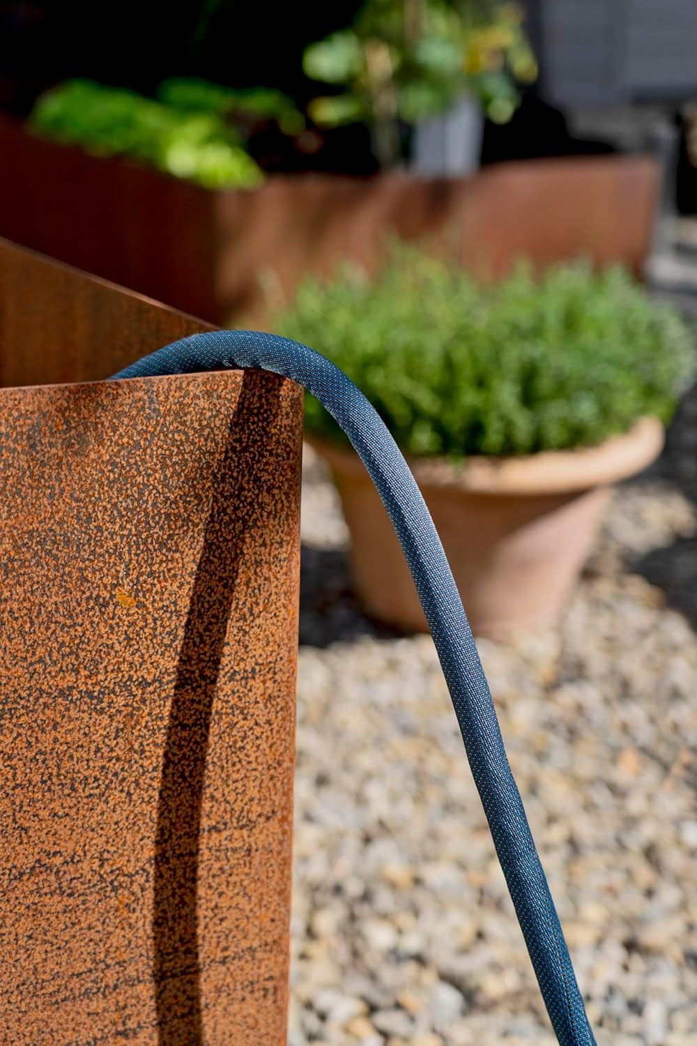 Set Gardena Liano Xtreme 1/2 inch, 10 m: Furtun de grădină extrem de robust din material textil, pentru robinete de interior, cu furtun interior din PVC, ușor, rezistent la intemperii (18460-20)