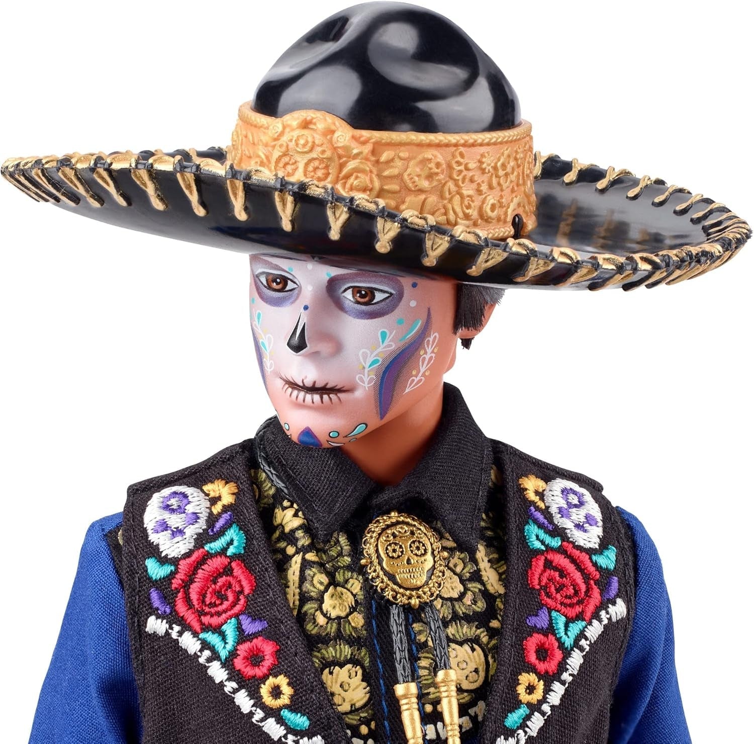 Păpușă Ken Barbie 2022 Día De Muertos cu cămașă, vestă și sombrero, vopsea de față Calavera, cadou pentru colecționari