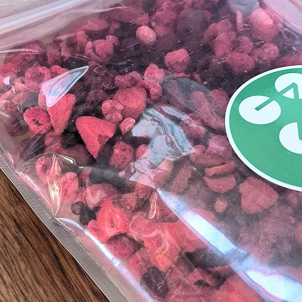 Super Berries Freeze-Dried Fruit Mix | XL 300g Fructe uscate fără zahăr | Fructe uscate | Fructe uscate Freeze-Dried Strawberries Raspberries Blueberries Freeze-Dried ZingyZoo Produse deshidratate Naty Shop